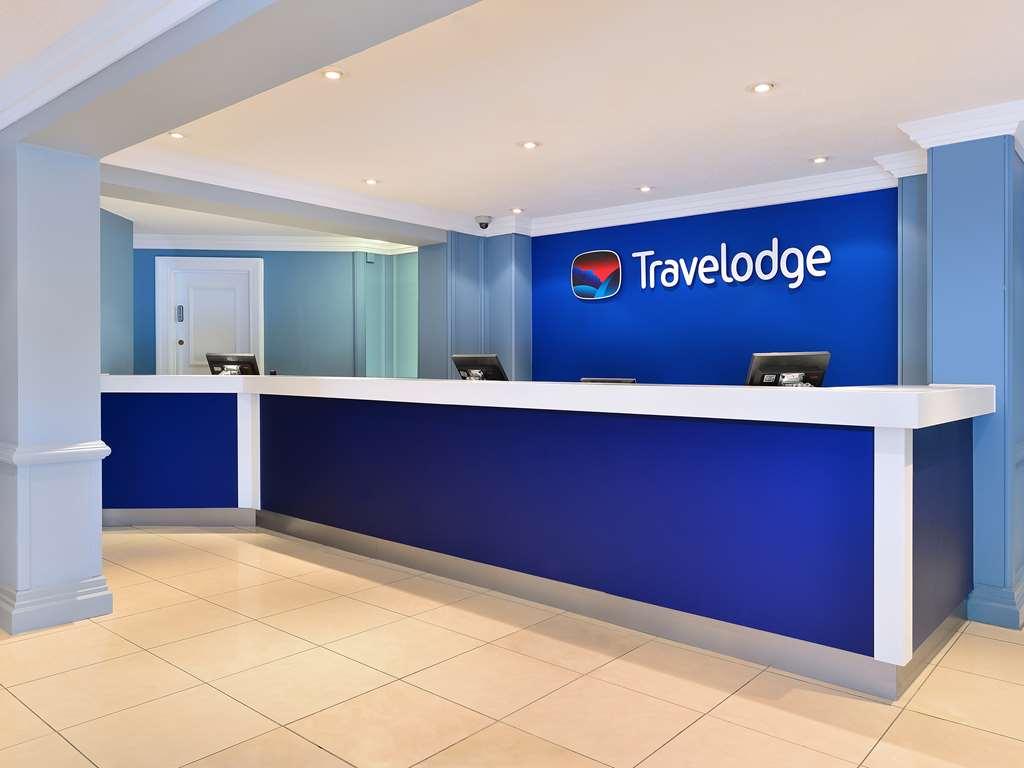 Travelodge Bath Waterside Buitenkant foto