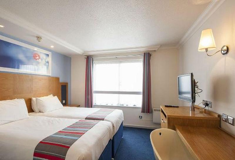 Travelodge Bath Waterside Buitenkant foto